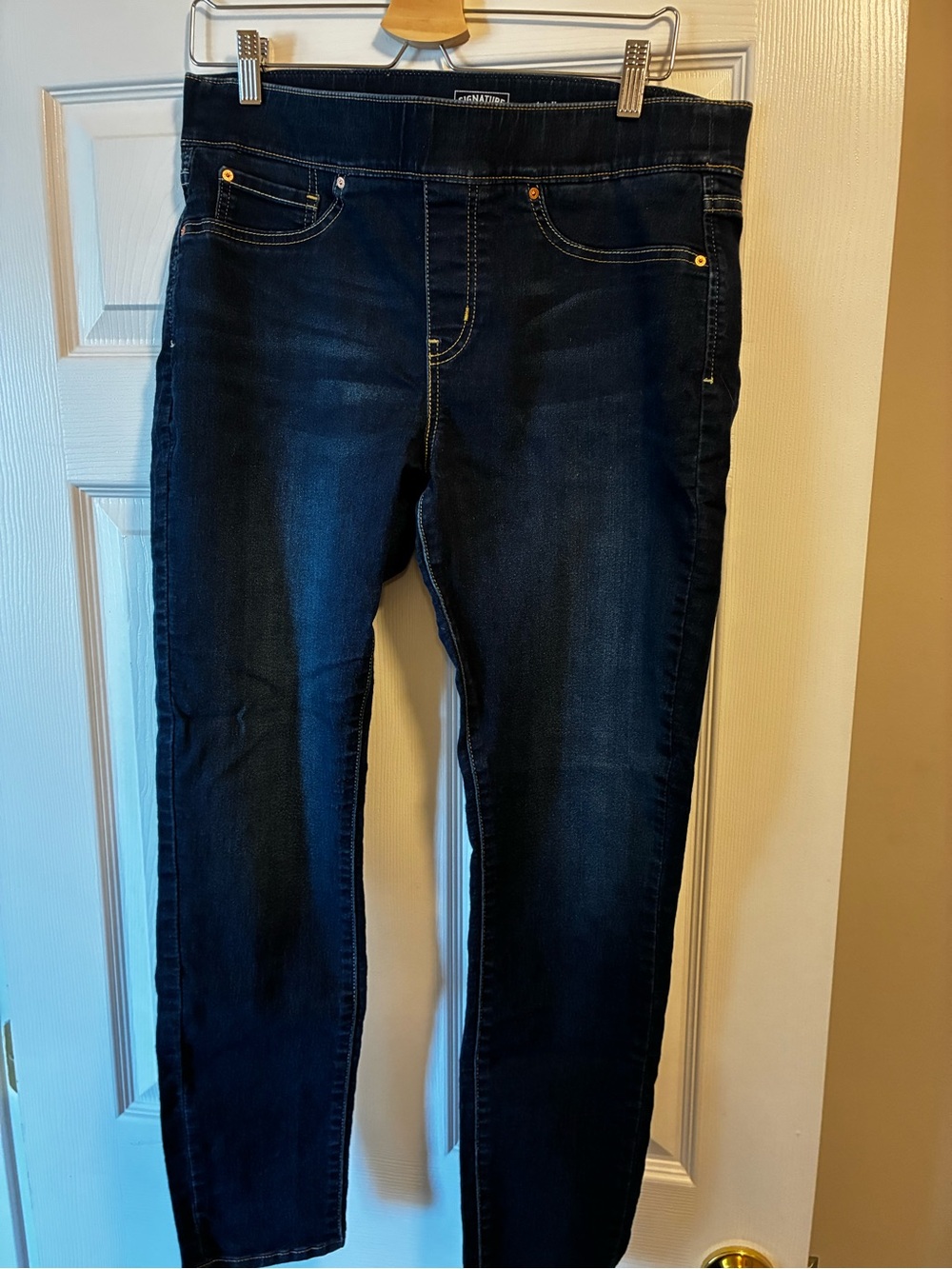 Signature by Levi Strauss Dark Blue Skinny Jeans